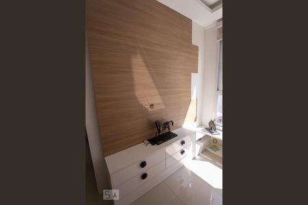 Detalhe de apartamento para alugar com 2 quartos, 56m² em Cavalhada, Porto Alegre