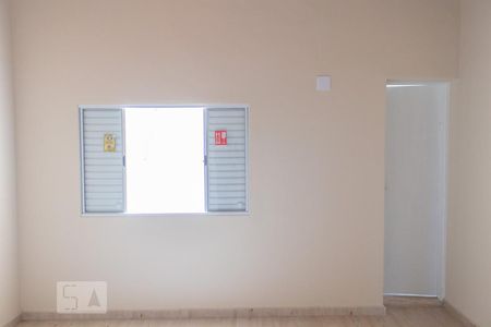 Casa à venda com 120m², 2 quartos e 3 vagasSuíte
