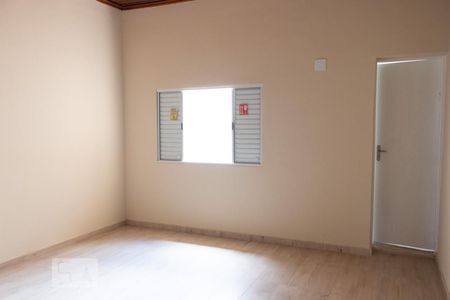 Casa à venda com 120m², 2 quartos e 3 vagasSuíte