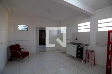 Sala de casa para alugar com 1 quarto, 40m² em Jardim Petrópolis, São Paulo