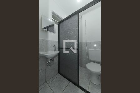 Banheiro de casa para alugar com 1 quarto, 40m² em Jardim Petrópolis, São Paulo