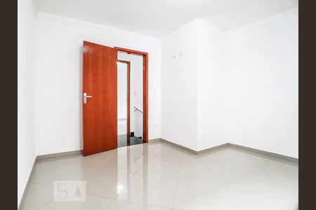 Quarto 1  de casa de condomínio para alugar com 2 quartos, 56m² em Vila Ré, São Paulo