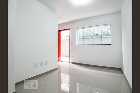Sala  de casa de condomínio para alugar com 2 quartos, 56m² em Vila Ré, São Paulo