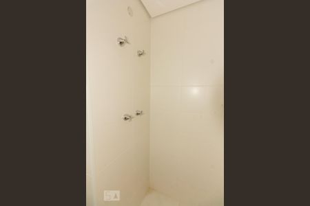 Apartamento para alugar com 70m², 2 quartos e 1 vaga Apartamento para alugar com 70m², 2 quartos e 1 vagaBanheiro 02 Chuveiro