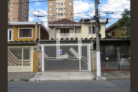 Casa para alugar com 160m², 3 quartos e 2 vagasFachada
