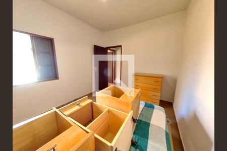 Quarto 1 de casa para alugar com 3 quartos, 160m² em Vila Arcádia, São Paulo