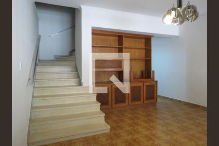 Sala de casa para alugar com 3 quartos, 160m² em Vila Arcádia, São Paulo