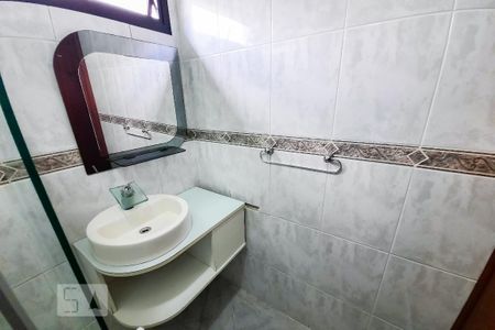 Casa à venda com 228m², 3 quartos e 4 vagas Casa à venda com 228m², 3 quartos e 4 vagasBanheiro da Suíte 2