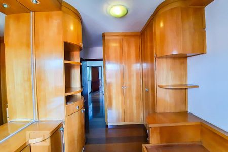 Casa à venda com 228m², 3 quartos e 4 vagas Casa à venda com 228m², 3 quartos e 4 vagasSuíte 3