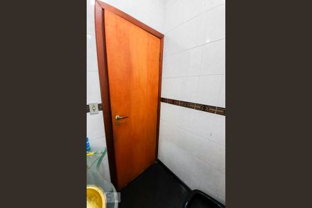 Casa à venda com 228m², 3 quartos e 4 vagas Casa à venda com 228m², 3 quartos e 4 vagasLavabo
