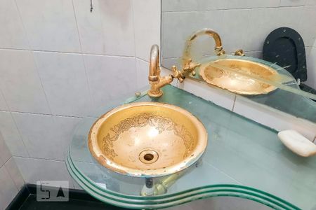 Casa à venda com 228m², 3 quartos e 4 vagas Casa à venda com 228m², 3 quartos e 4 vagasLavabo