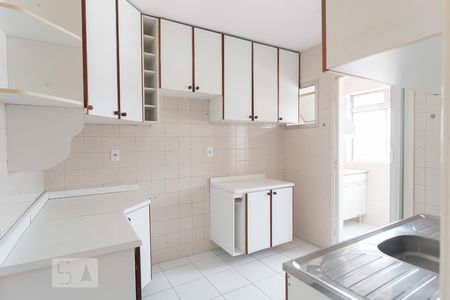 Apartamento para alugar com 65m², 2 quartos e 1 vagaCozinha