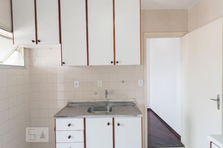 Apartamento para alugar com 65m², 2 quartos e 1 vagaCozinha