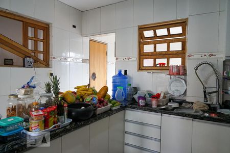 Apartamento à venda com 126m², 3 quartos e sem vaga Apartamento à venda com 126m², 3 quartos e sem vagaCozinha