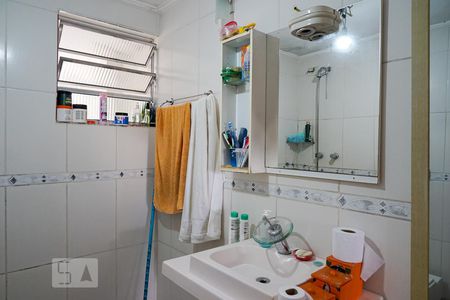 Apartamento à venda com 126m², 3 quartos e sem vaga Apartamento à venda com 126m², 3 quartos e sem vagaBanheiro
