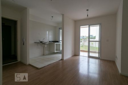 Sala de apartamento para alugar com 3 quartos, 75m² em Vila Siqueira (zona Norte), São Paulo