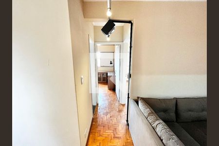 Corredor de apartamento para alugar com 2 quartos, 70m² em Vila Pauliceia, São Paulo