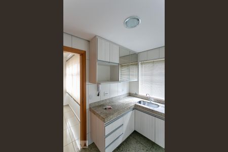 Apartamento para alugar com 2 quartos, 70m² em Floresta, Belo Horizonte