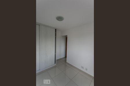 Apartamento para alugar com 70m², 2 quartos e 2 vagas