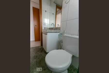 Apartamento para alugar com 70m², 2 quartos e 2 vagas