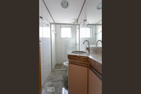 Apartamento para alugar com 70m², 2 quartos e 2 vagas