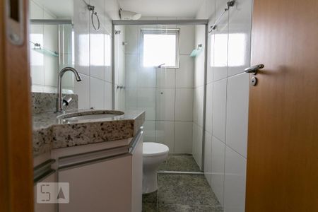 Apartamento para alugar com 70m², 2 quartos e 2 vagas
