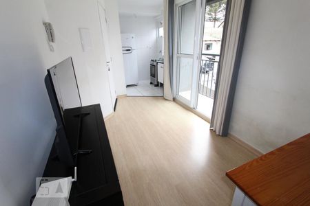 Sala de apartamento para alugar com 1 quarto, 30m² em Lindóia, Curitiba