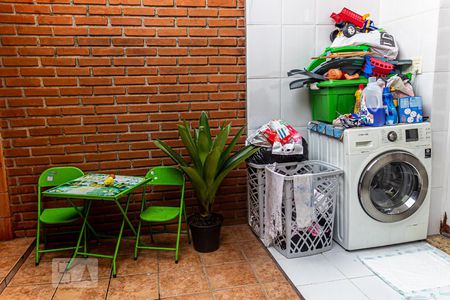 Casa à venda com 80m², 2 quartos e 1 vagaQuintal e Área de Serviço