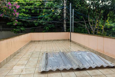 Casa à venda com 80m², 2 quartos e 1 vagaQuarto 2 - Varanda