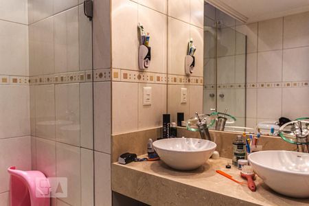 Casa à venda com 80m², 2 quartos e 1 vagaBanheiro