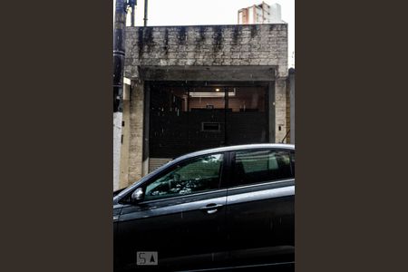 Casa à venda com 80m², 2 quartos e 1 vagaFachada