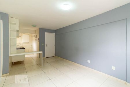 Sala de apartamento para alugar com 2 quartos, 46m² em Todos Os Santos, Rio de Janeiro