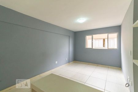 Sala de apartamento para alugar com 2 quartos, 46m² em Todos Os Santos, Rio de Janeiro