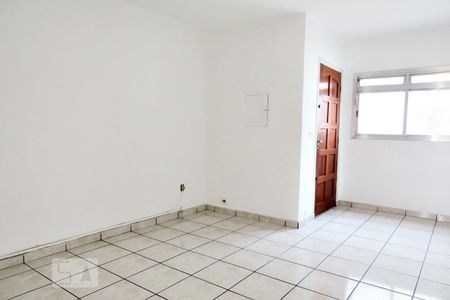 Apartamento para alugar com 80m², 2 quartos e 1 vagaSala
