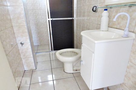Banheiro de apartamento para alugar com 2 quartos, 80m² em Vila Gustavo, São Paulo