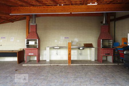 Apartamento para alugar com 80m², 2 quartos e 1 vagaÁrea comum - Churrasqueira