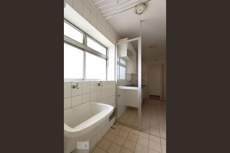 Apartamento para alugar com 82m², 3 quartos e 1 vagaÁrea de serviço