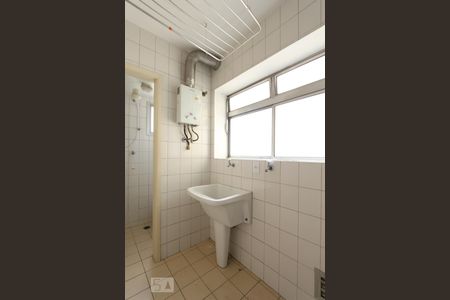 Apartamento para alugar com 82m², 3 quartos e 1 vagaÁrea de serviço