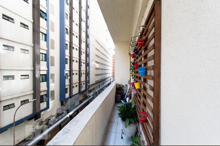 Sacada Dormitório 1 de apartamento à venda com 2 quartos, 62m² em Santa Efigênia, São Paulo