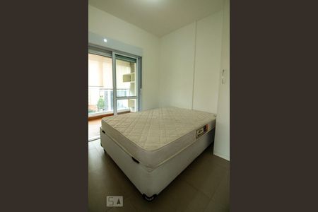 Studio para alugar com 42m², 1 quarto e 1 vaga Studio para alugar com 42m², 1 quarto e 1 vagaQuarto