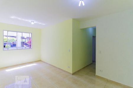 Sala de apartamento para alugar com 2 quartos, 70m² em Cocaia, Guarulhos