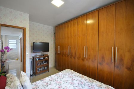 Casa à venda com 180m², 3 quartos e 2 vagasQuarto 1