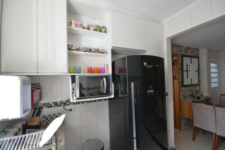 Casa à venda com 180m², 3 quartos e 2 vagasCozinha
