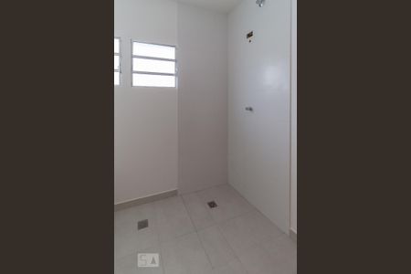Casa para alugar com 120m², 2 quartos e 2 vagas Casa para alugar com 120m², 2 quartos e 2 vagasBanheiro 2
