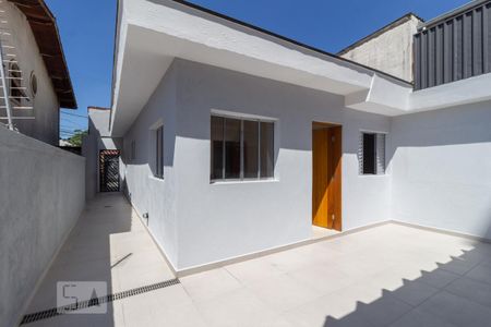Casa para alugar com 120m², 2 quartos e 2 vagas Casa para alugar com 120m², 2 quartos e 2 vagasQuintal
