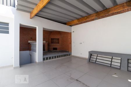 Casa para alugar com 120m², 2 quartos e 2 vagas Casa para alugar com 120m², 2 quartos e 2 vagasQuintal