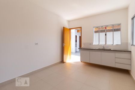 Casa para alugar com 120m², 2 quartos e 2 vagas Casa para alugar com 120m², 2 quartos e 2 vagasCozinha