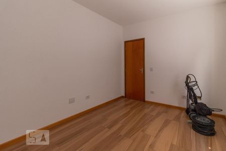 Quarto 1 de casa para alugar com 2 quartos, 120m² em Jardim Trussardi, São Paulo