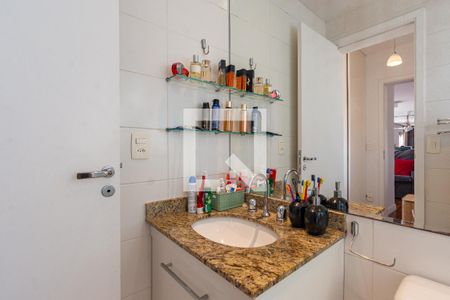 Apartamento para alugar com 100m², 2 quartos e 2 vagasBanheiro da Suíte