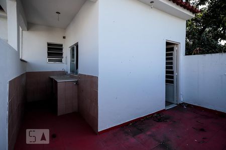Casa para alugar com 85m², 2 quartos e sem vaga Casa para alugar com 85m², 2 quartos e sem vagaQuintal
